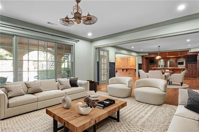 130 Manor Lake Court, Milton, GA 30004