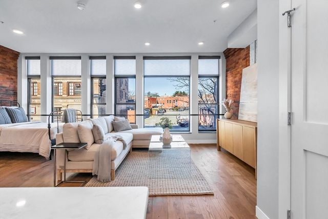 200 Merrimack 202, Haverhill, MA 01830