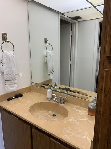 8075 SW 107th Ave 304, Miami, FL 33173