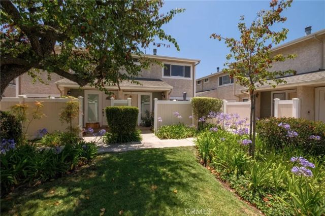 4325 W 182nd 13, Torrance, CA 90504