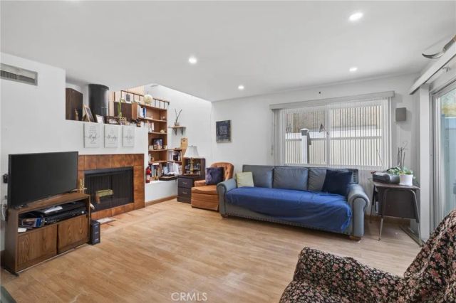 4325 W 182nd 13, Torrance, CA 90504