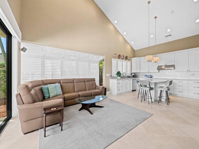 7269 Montrico Drive, Boca Raton, FL 33433