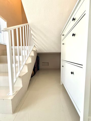 15 Lakeview Drive, Key Largo, FL 33037