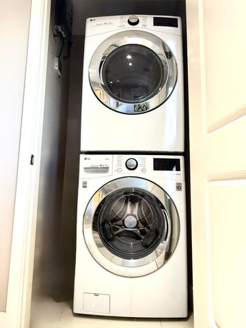 15 Lakeview Drive, Key Largo, FL 33037