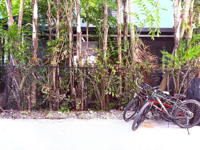 15 Lakeview Drive, Key Largo, FL 33037