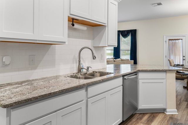 8256 Sweetgum Dr, Gonzales, LA 70737