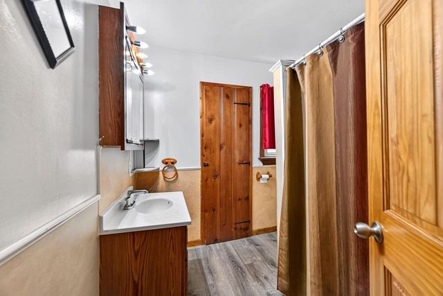 901-903 2nd Street, New Glarus, WI 53574