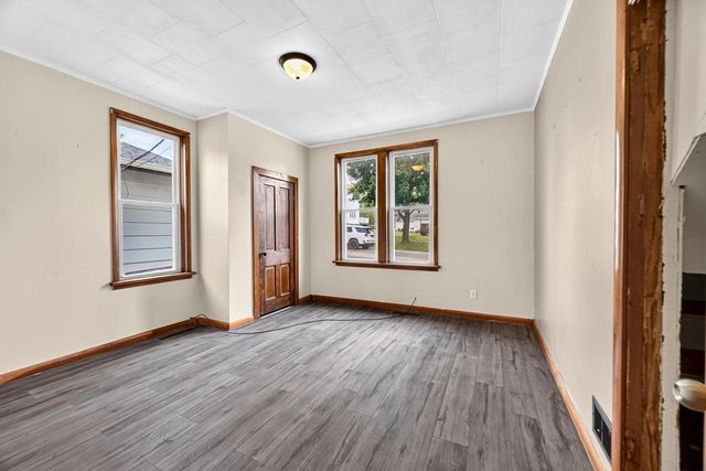 901-903 2nd Street, New Glarus, WI 53574