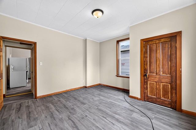 901-903 2nd Street, New Glarus, WI 53574