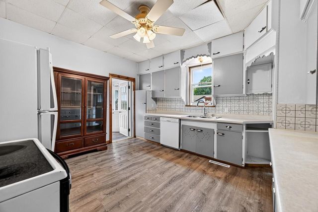 901-903 2nd Street, New Glarus, WI 53574