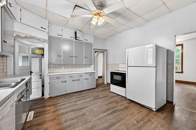 901-903 2nd Street, New Glarus, WI 53574
