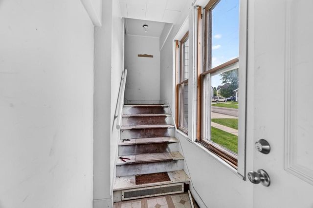 901-903 2nd Street, New Glarus, WI 53574