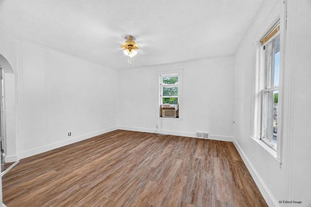 901-903 2nd Street, New Glarus, WI 53574