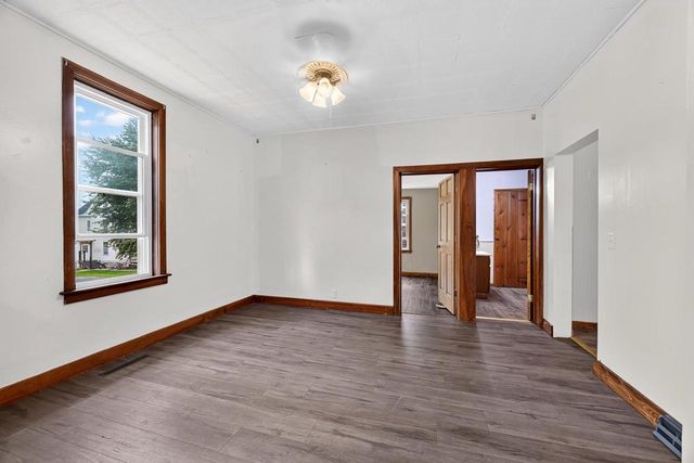 901-903 2nd Street, New Glarus, WI 53574