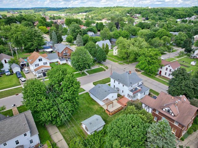 901-903 2nd Street, New Glarus, WI 53574