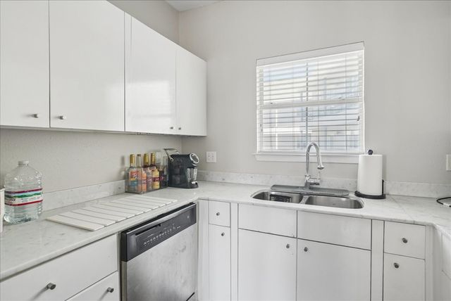 4111 Cole Avenue 14, Dallas, TX 75204