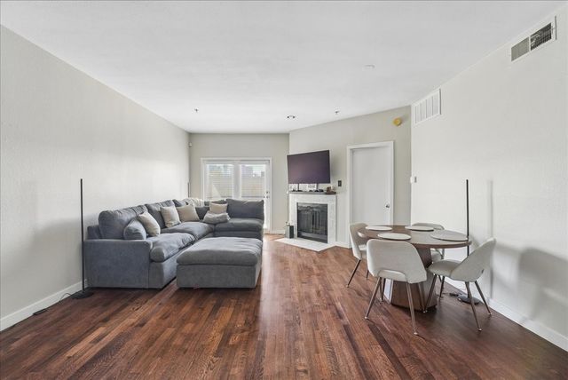 4111 Cole Avenue 14, Dallas, TX 75204