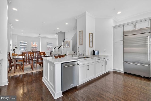 619 E CUSTIS AVE, Alexandria, VA 22301