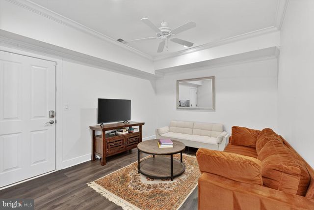 619 E CUSTIS AVE, Alexandria, VA 22301