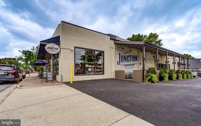 619 E CUSTIS AVE, Alexandria, VA 22301