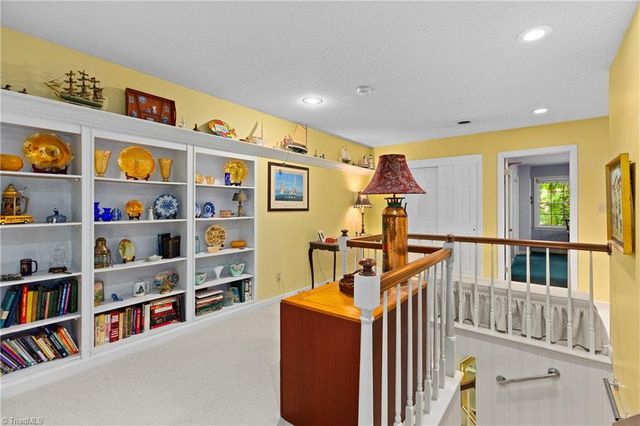 907 Branchwood Drive, Kernersville, NC 27284