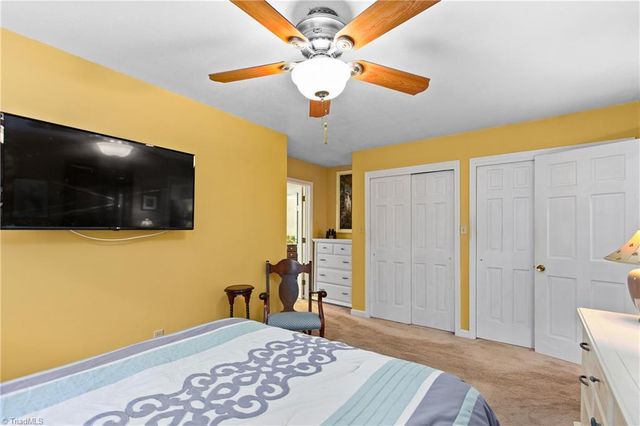 907 Branchwood Drive, Kernersville, NC 27284