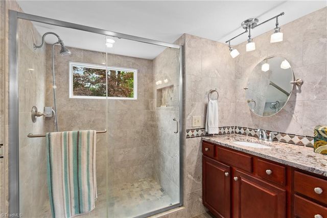 907 Branchwood Drive, Kernersville, NC 27284