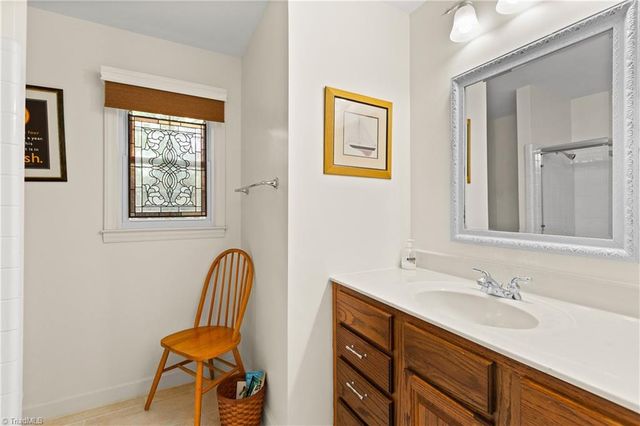907 Branchwood Drive, Kernersville, NC 27284