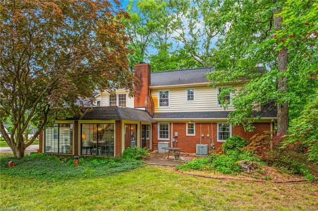 907 Branchwood Drive, Kernersville, NC 27284