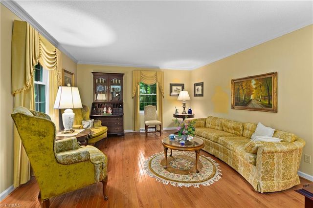 907 Branchwood Drive, Kernersville, NC 27284