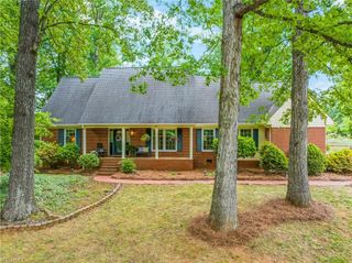 907 Branchwood Drive, Kernersville, NC 27284