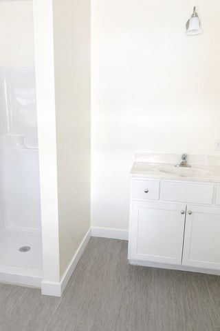 411 US Route 4, Enfield, NH 03748