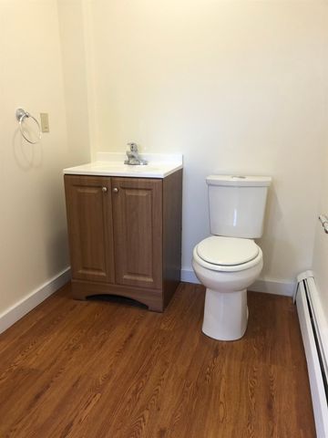 411 US Route 4, Enfield, NH 03748