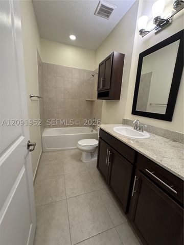 130 NW 209th Trl 130, Pembroke Pines, FL 33029