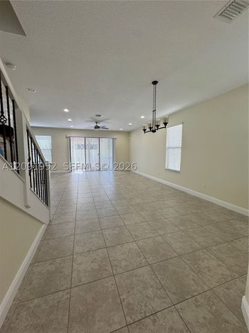 130 NW 209th Trl 130, Pembroke Pines, FL 33029