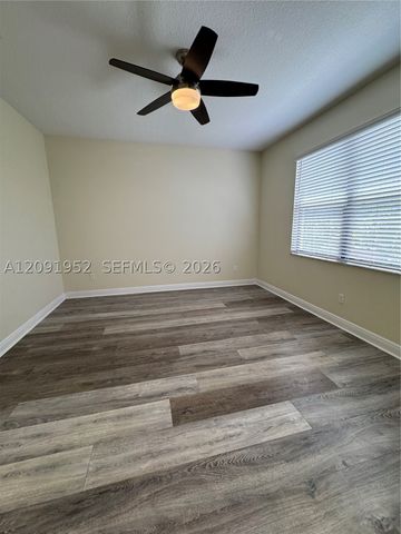 130 NW 209th Trl 130, Pembroke Pines, FL 33029