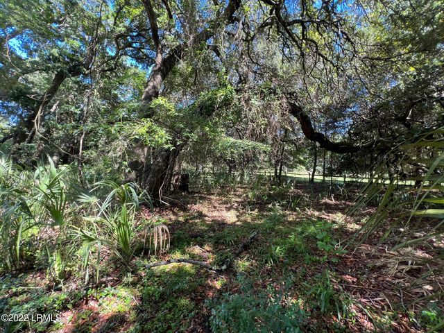 12 Dockside Lane, St. Helena Island, SC 29920