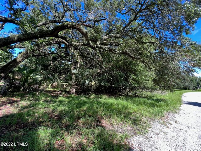 12 Dockside Lane, St. Helena Island, SC 29920