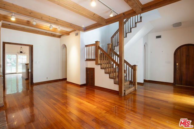 200 Mabery Road, Santa Monica, CA 90402