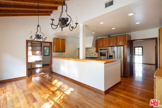 200 Mabery Road, Santa Monica, CA 90402