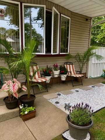 206 Bay Shore Road, North Babylon, NY 11703