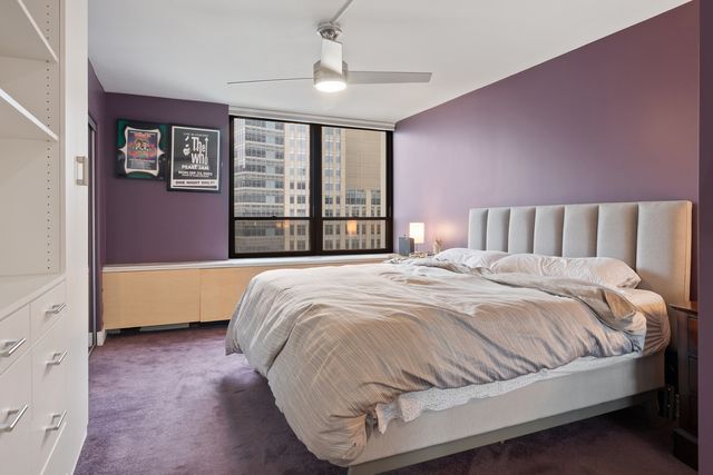 222 E PEARSON Street 2002, Chicago, IL 60611