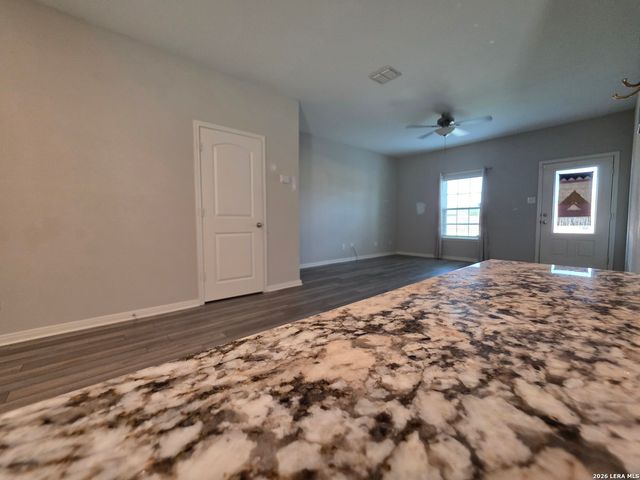 6315 AJ LN, San Antonio, TX 78252