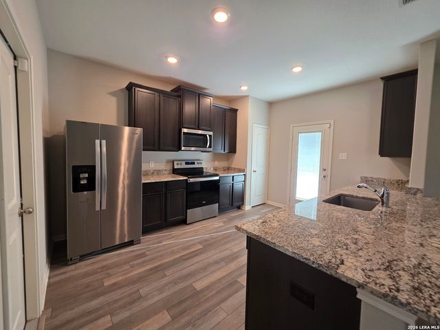 6315 AJ LN, San Antonio, TX 78252