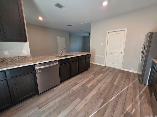 6315 AJ LN, San Antonio, TX 78252