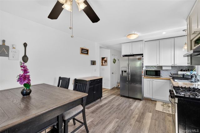 58 Farries Avenue, Florida, NY 10921