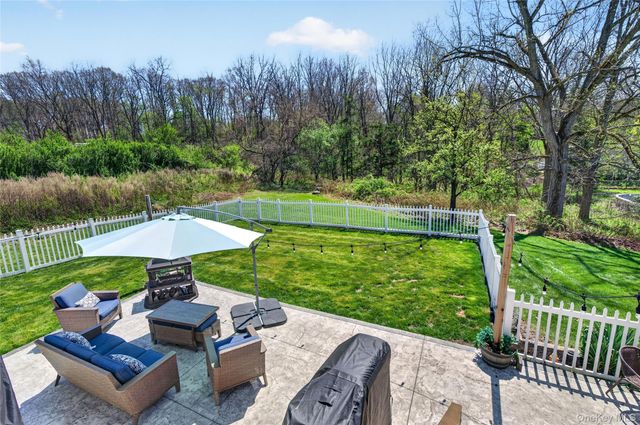 58 Farries Avenue, Florida, NY 10921
