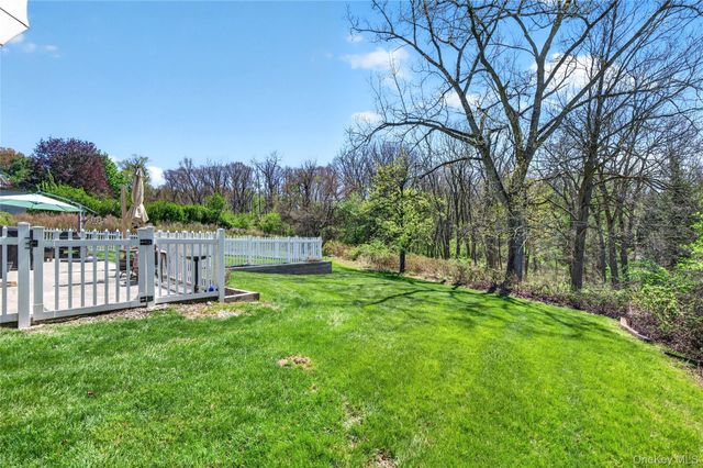 58 Farries Avenue, Florida, NY 10921