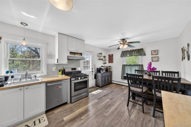 58 Farries Avenue, Florida, NY 10921