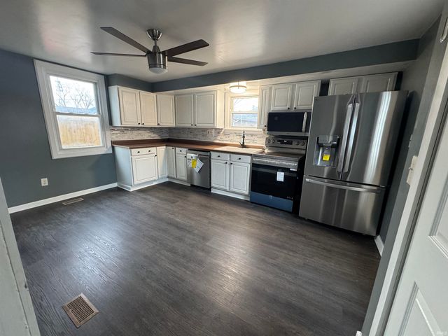 3024 Arlington Avenue, Evansville, IN 47712